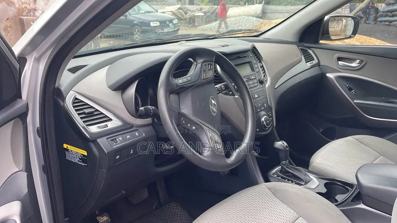 Hyundai Santa Fe 2015 Silver