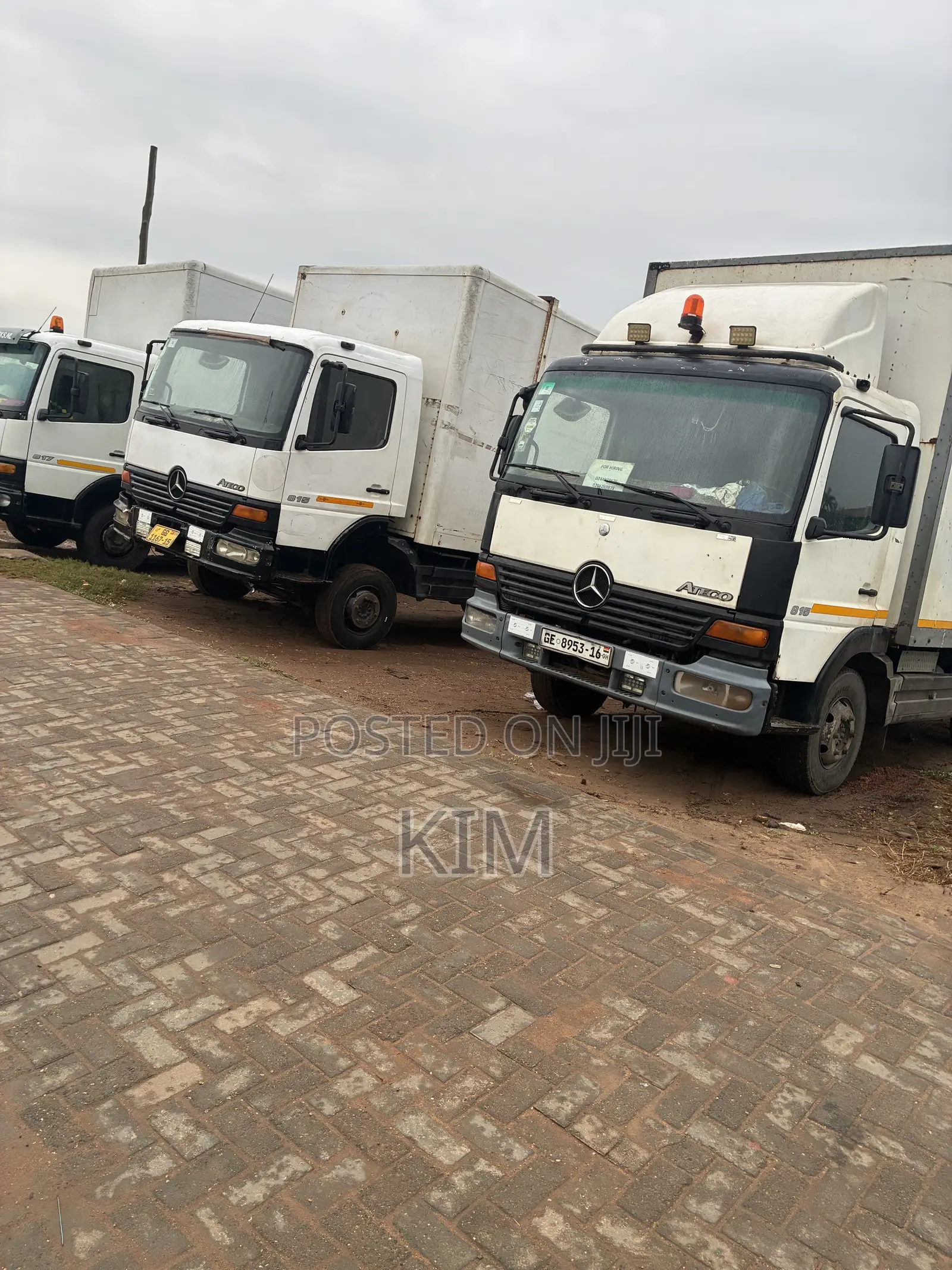 Sealed Container Trucks Available for Rent