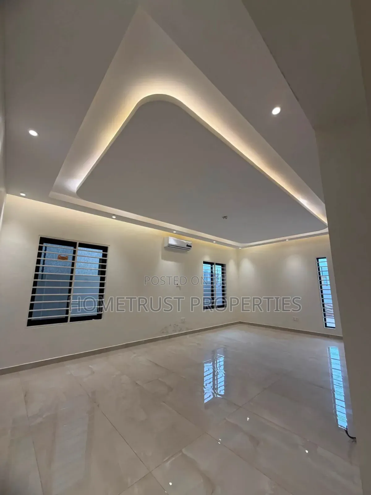 4bdrm Duplex in East Legon, Boundary Road Area for sale