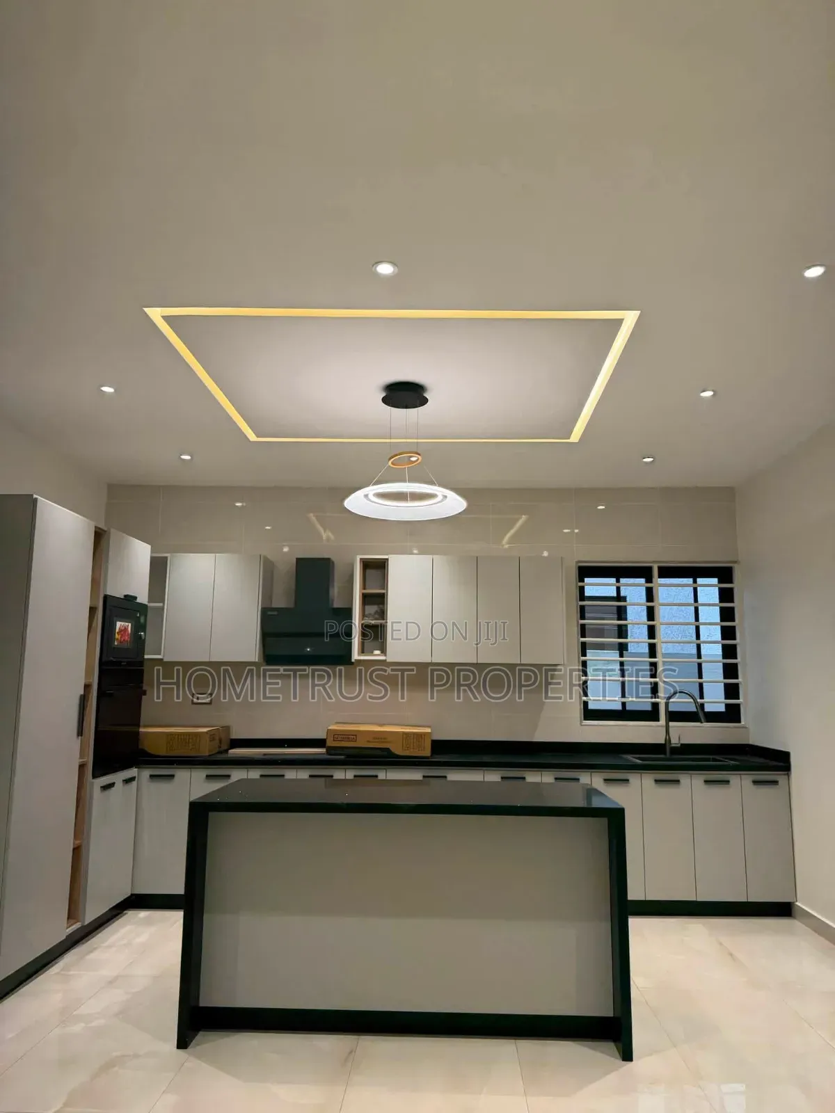 4bdrm Duplex in East Legon, Boundary Road Area for sale