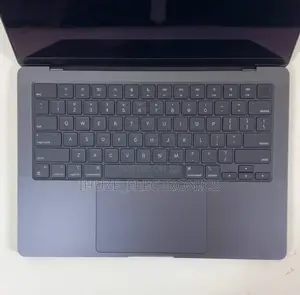 Laptop Apple MacBook Pro 2024 M4 16GB Apple M4 SSD 512GB