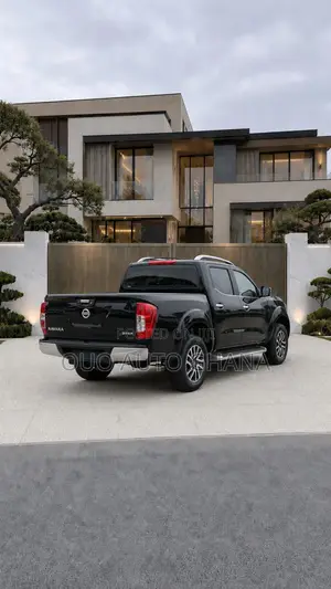 Nissan Navara 2021 Black