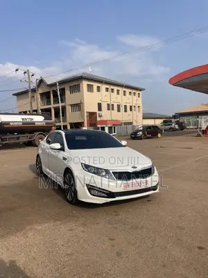 Kia Optima 2011 White