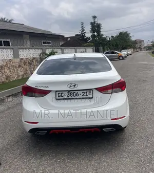 Hyundai Elantra 2013 White
