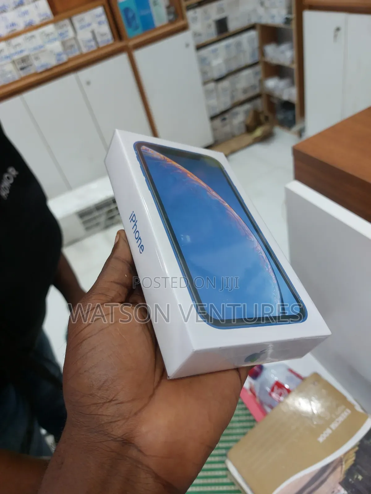 New Apple iPhone XR 128 GB Red