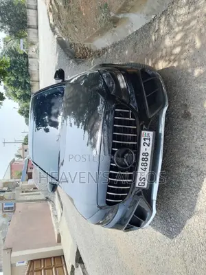 Mercedes-Benz C300 2016 Black