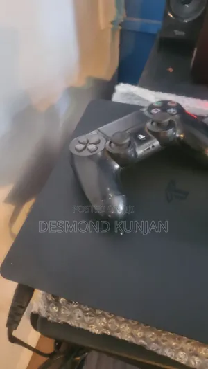 PS4 Slim Console (2 Controllers)