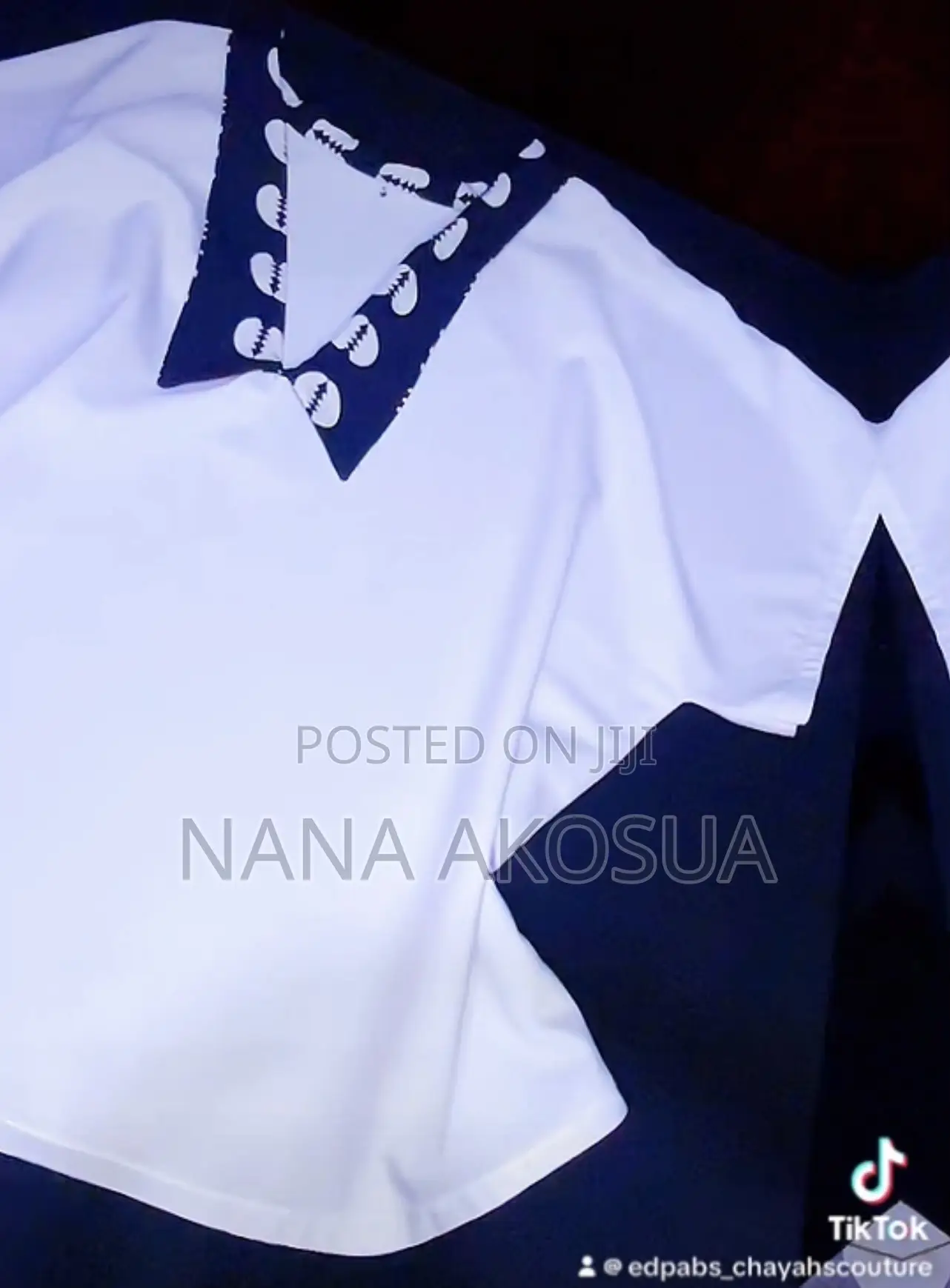 Chic Backless v-Neck White Blouse With Collar
