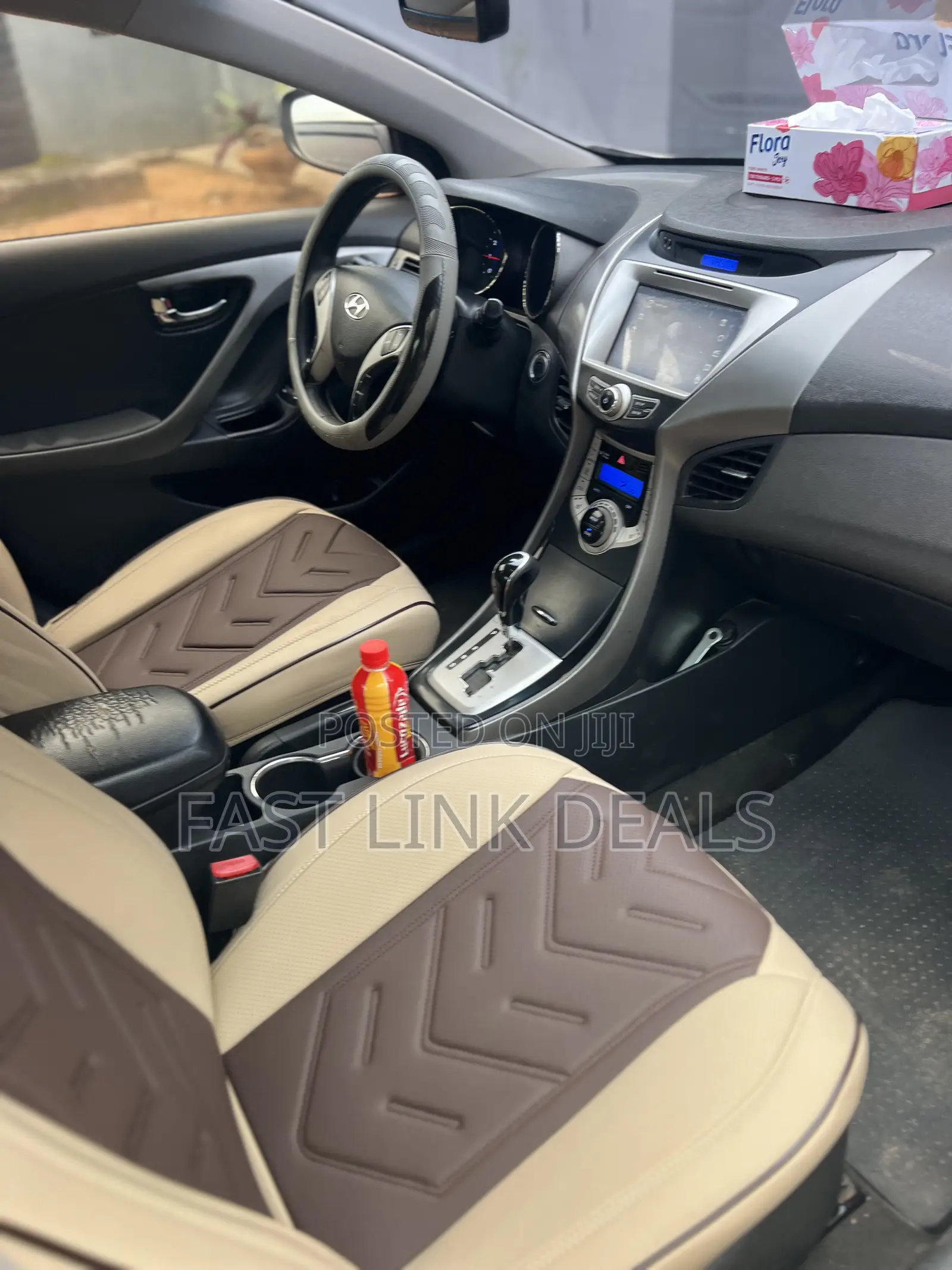 Hyundai Elantra SE Coupe FWD (1.8L 4cyl 6A) 2013 Silver
