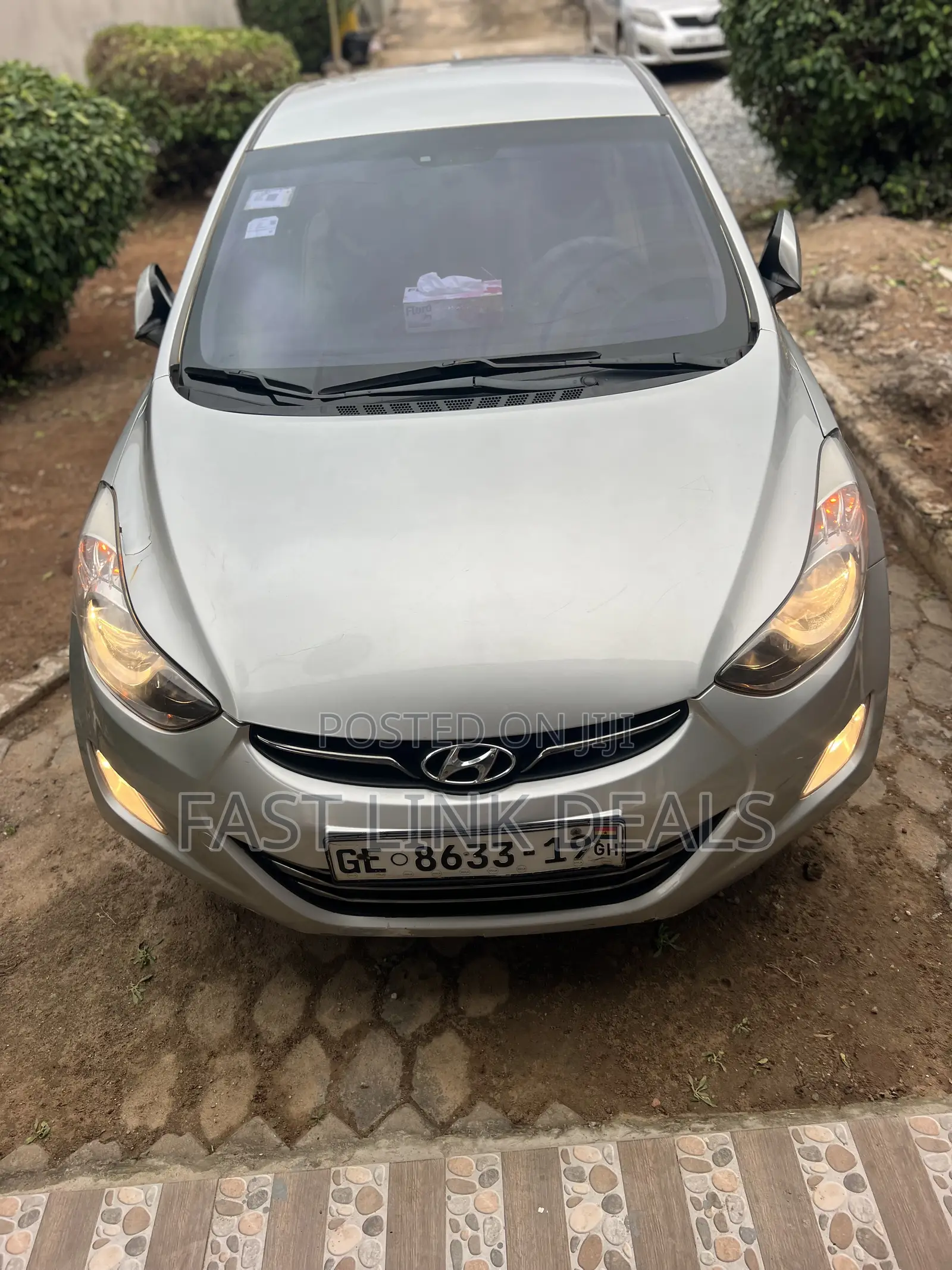 Hyundai Elantra SE Coupe FWD (1.8L 4cyl 6A) 2013 Silver