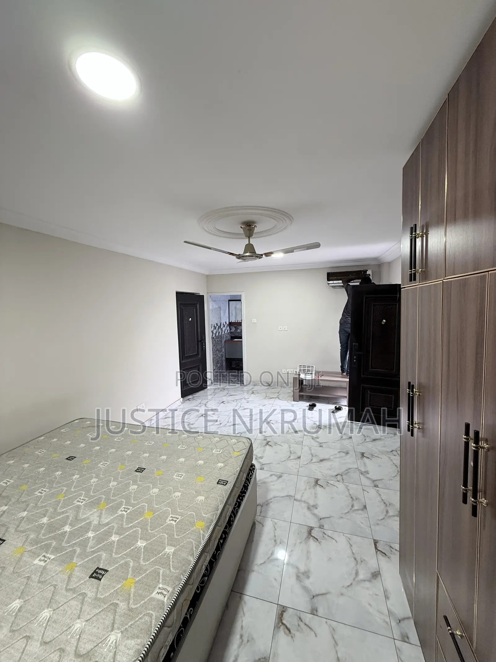 3bdrm Apartment in West Hills Mall Area for rent