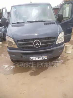 Mercedes-Benz Sprinter 2015 Blue