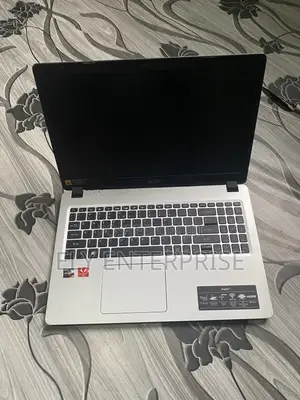 Laptop Acer Aspire 5 4GB AMD Ryzen 3 SSD 128GB