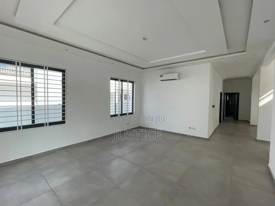 3bdrm Duplex in Adenta Aviation, SDA Area for rent