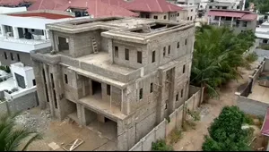 5bdrm House in Adenta, Frafraha for sale