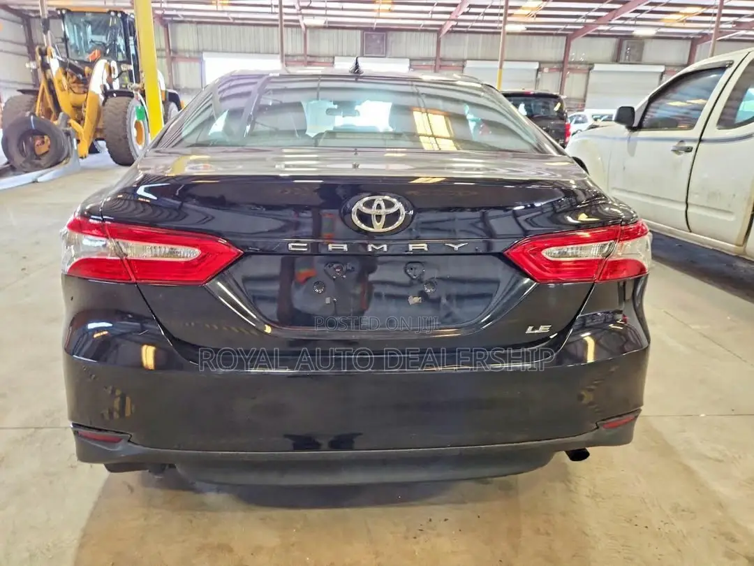Toyota Camry LE (2.5L 4cyl 8A) 2019 Black