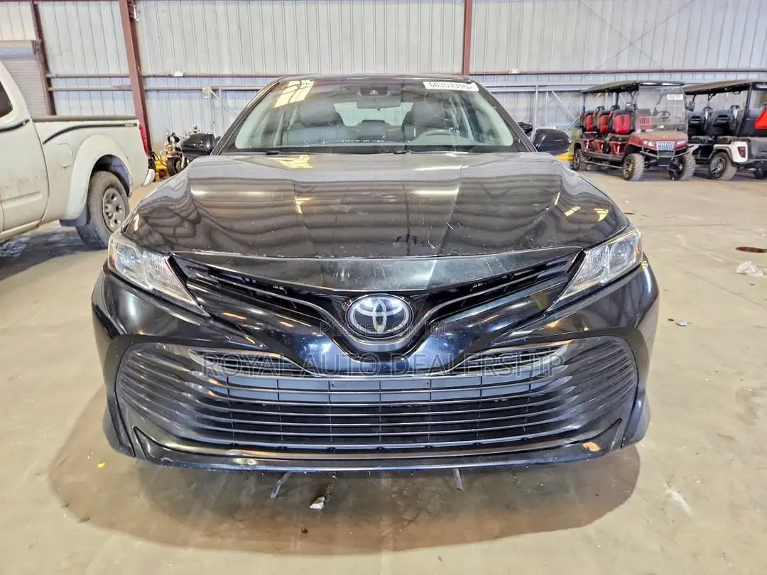 Toyota Camry LE (2.5L 4cyl 8A) 2019 Black