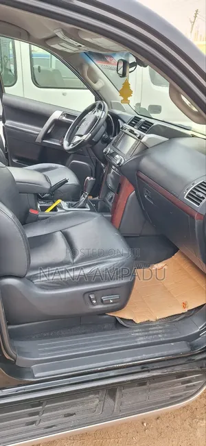 Toyota Land Cruiser 2015 Black