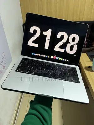 Laptop Apple MacBook Pro 2024 M4 Pro 24GB Apple M4 Pro SSD 512GB