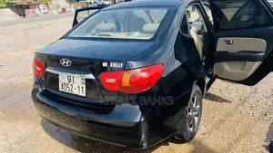Hyundai Elantra 2010 Black