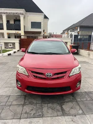 Toyota Corolla S 4dr Sedan (1.8L 4cyl 4A) 2013 Red