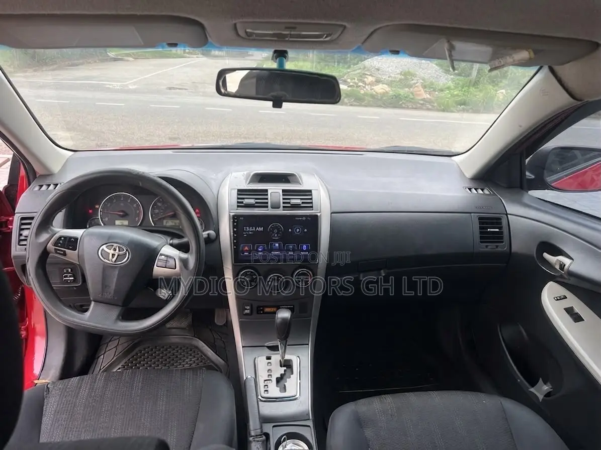 Toyota Corolla S 4dr Sedan (1.8L 4cyl 4A) 2013 Red