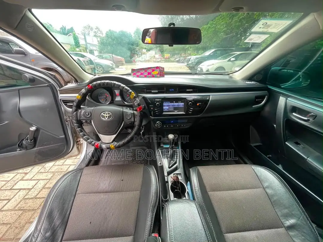 Toyota Corolla S 4dr Sedan (1.8L 4cyl CVT) 2016 Silver