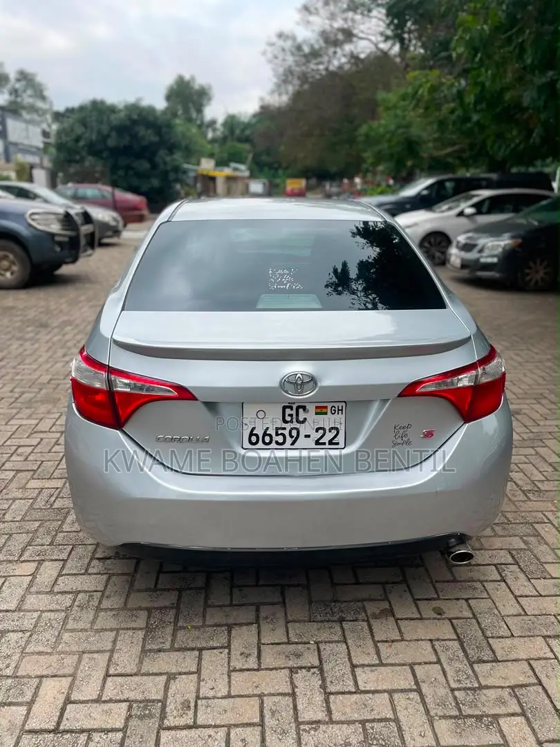 Toyota Corolla S 4dr Sedan (1.8L 4cyl CVT) 2016 Silver
