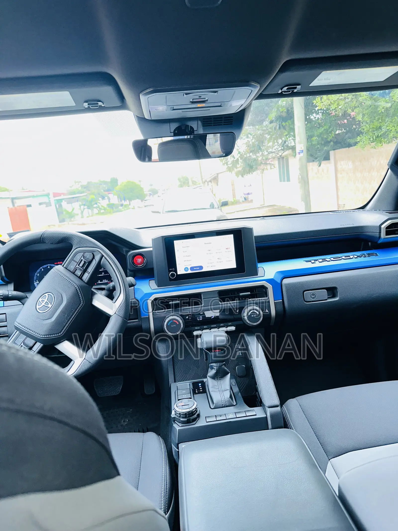 Toyota Tacoma TRD Off-Road Double Cab 4WD 5.0 ft. SB (Automatic) 2025