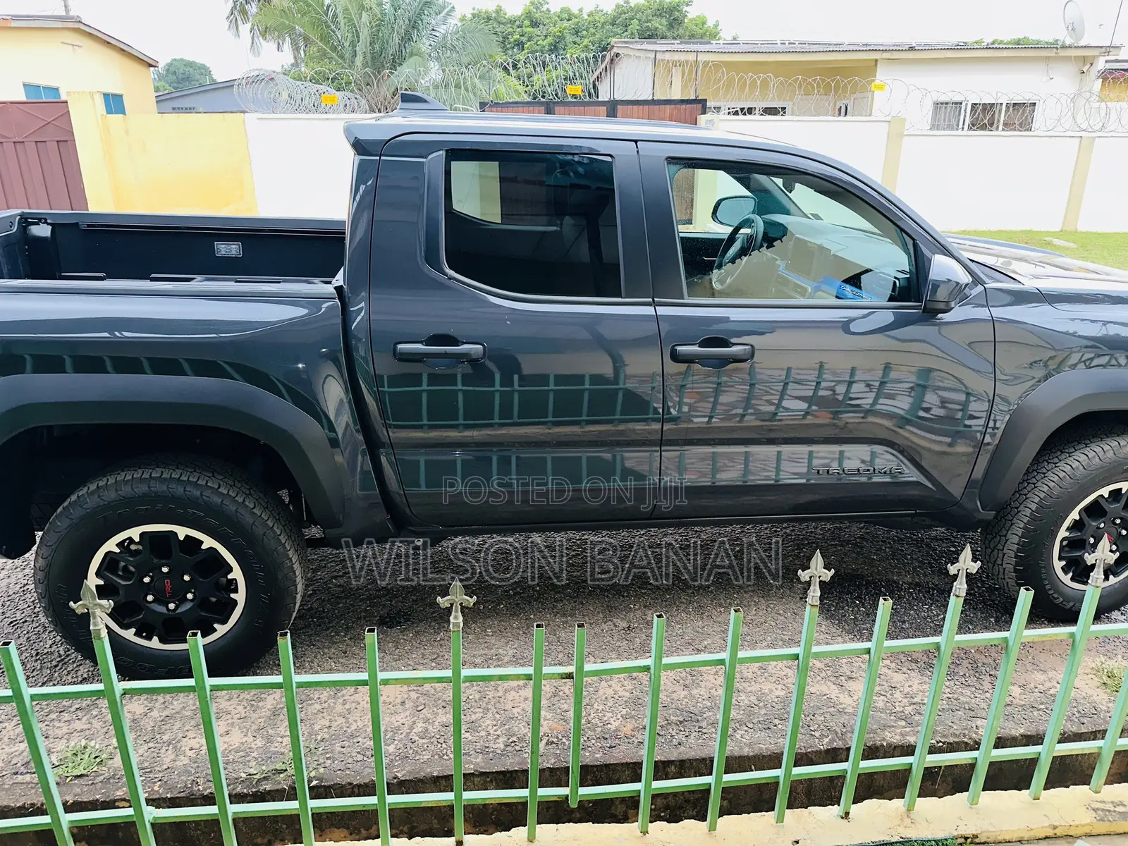 Toyota Tacoma TRD Off-Road Double Cab 4WD 5.0 ft. SB (Automatic) 2025
