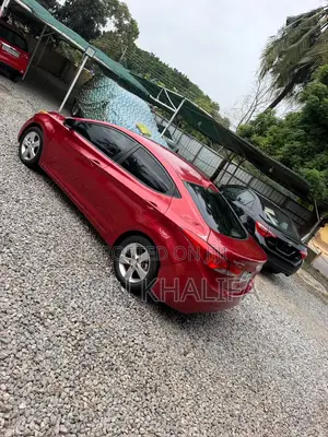 Hyundai Elantra 2013 Red