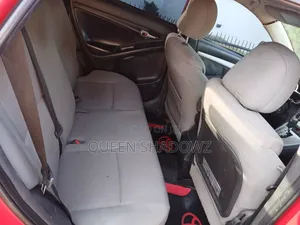 Toyota Vitz 2012 Silver