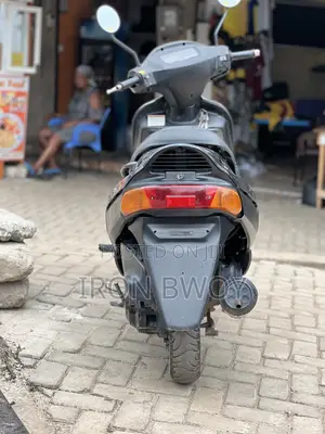 Suzuki Burgman 125 2015 Green