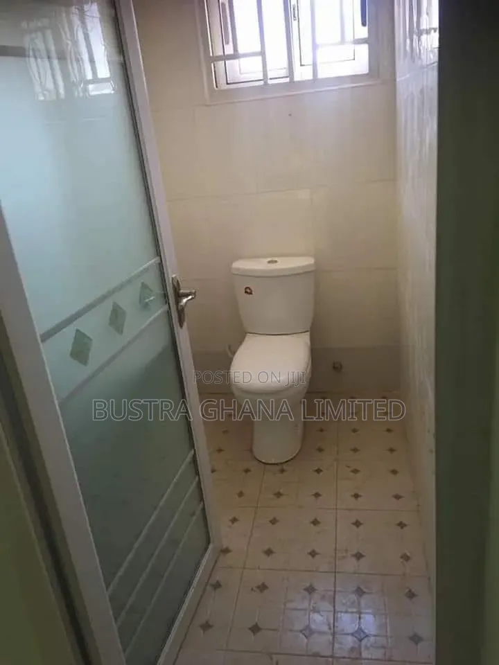 2bdrm House in Tema Community 25 for rent