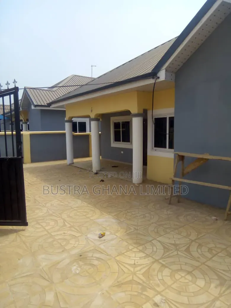 2bdrm House in Tema Community 25 for rent