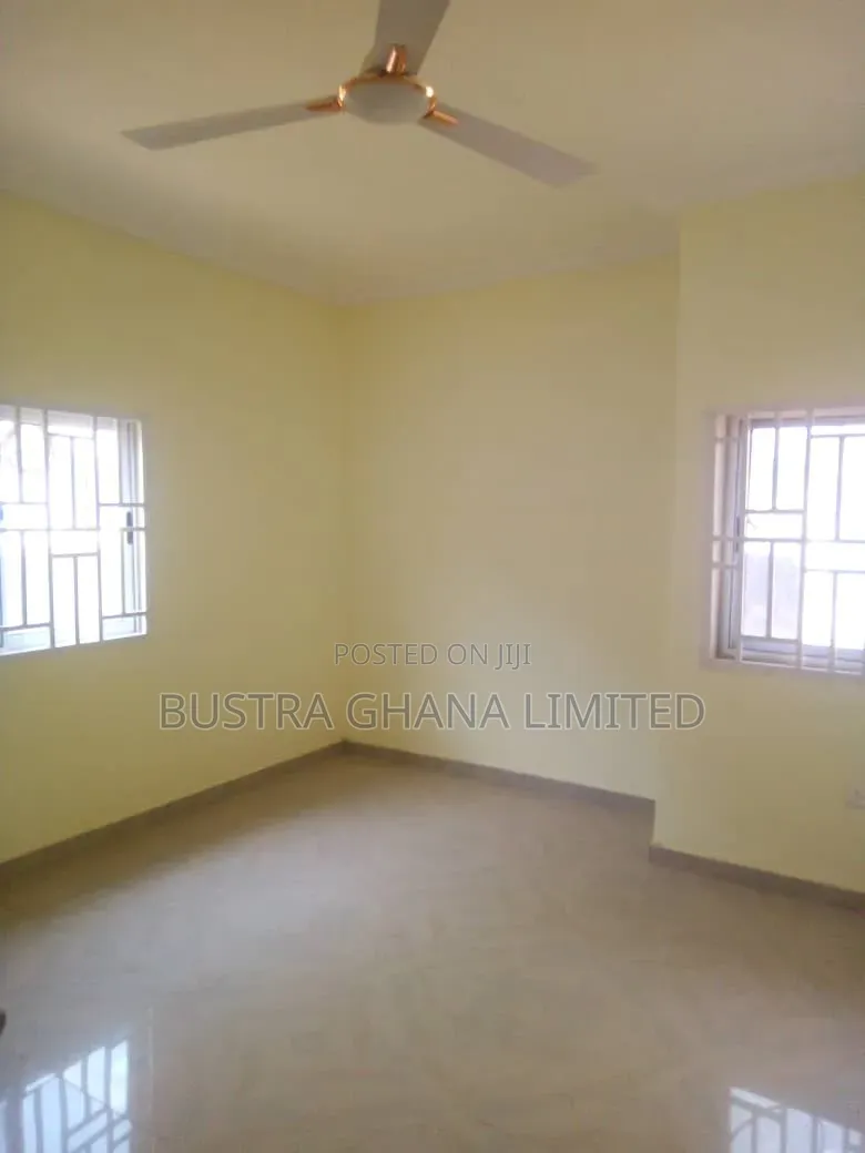 2bdrm House in Tema Community 25 for rent