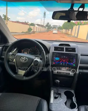 Toyota Camry 2014 Red