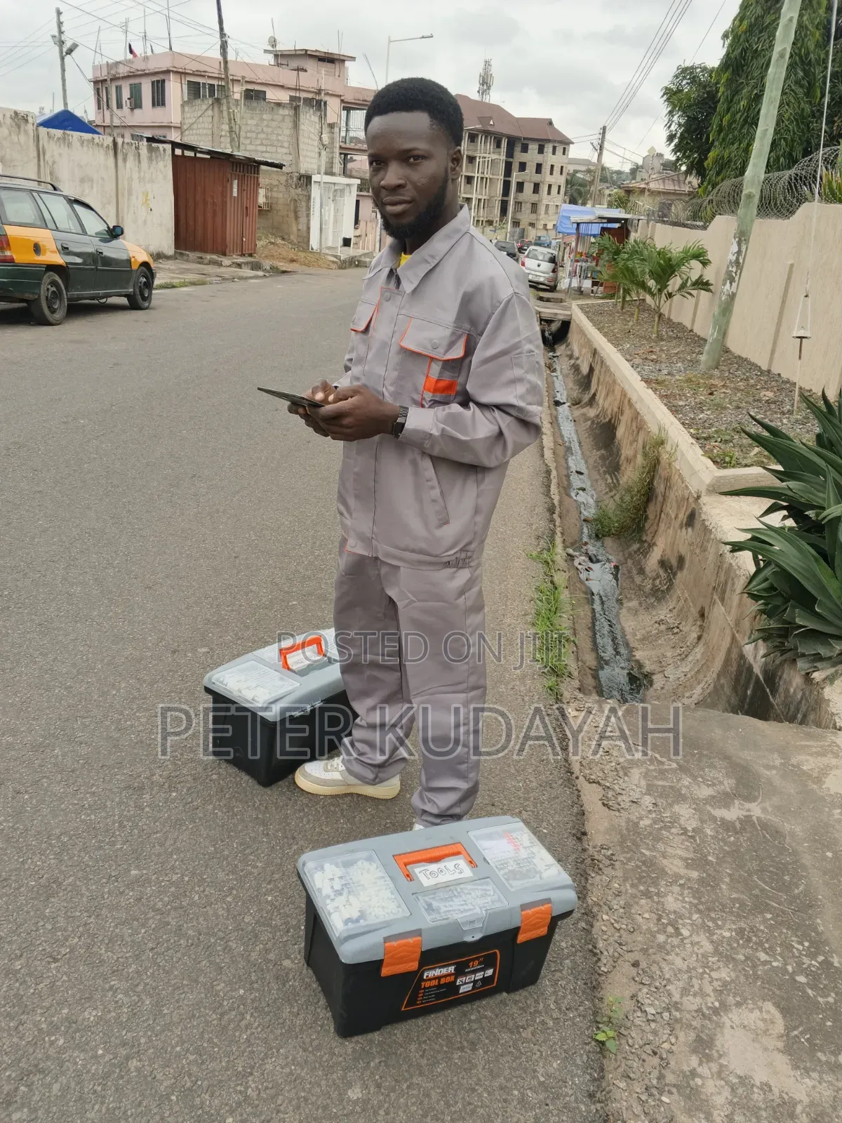 DSTV, Gotv, Canal + Multi TV Installation Service