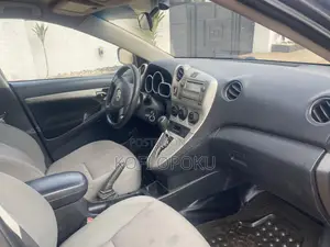 Toyota Matrix 2011 Silver