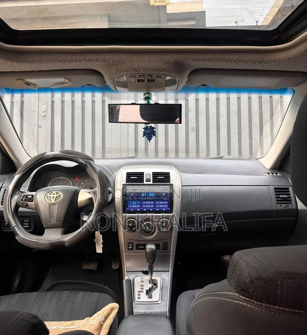 Toyota Corolla S Special Edition 4dr Sedan (1.8L 4cyl 4A) 2013 Blue