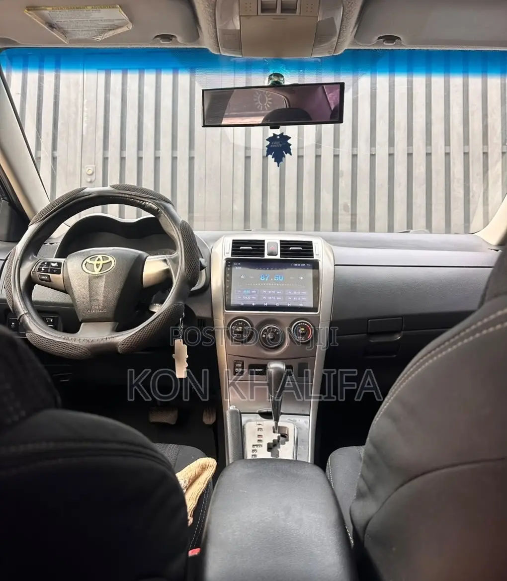 Toyota Corolla S Special Edition 4dr Sedan (1.8L 4cyl 4A) 2013 Blue