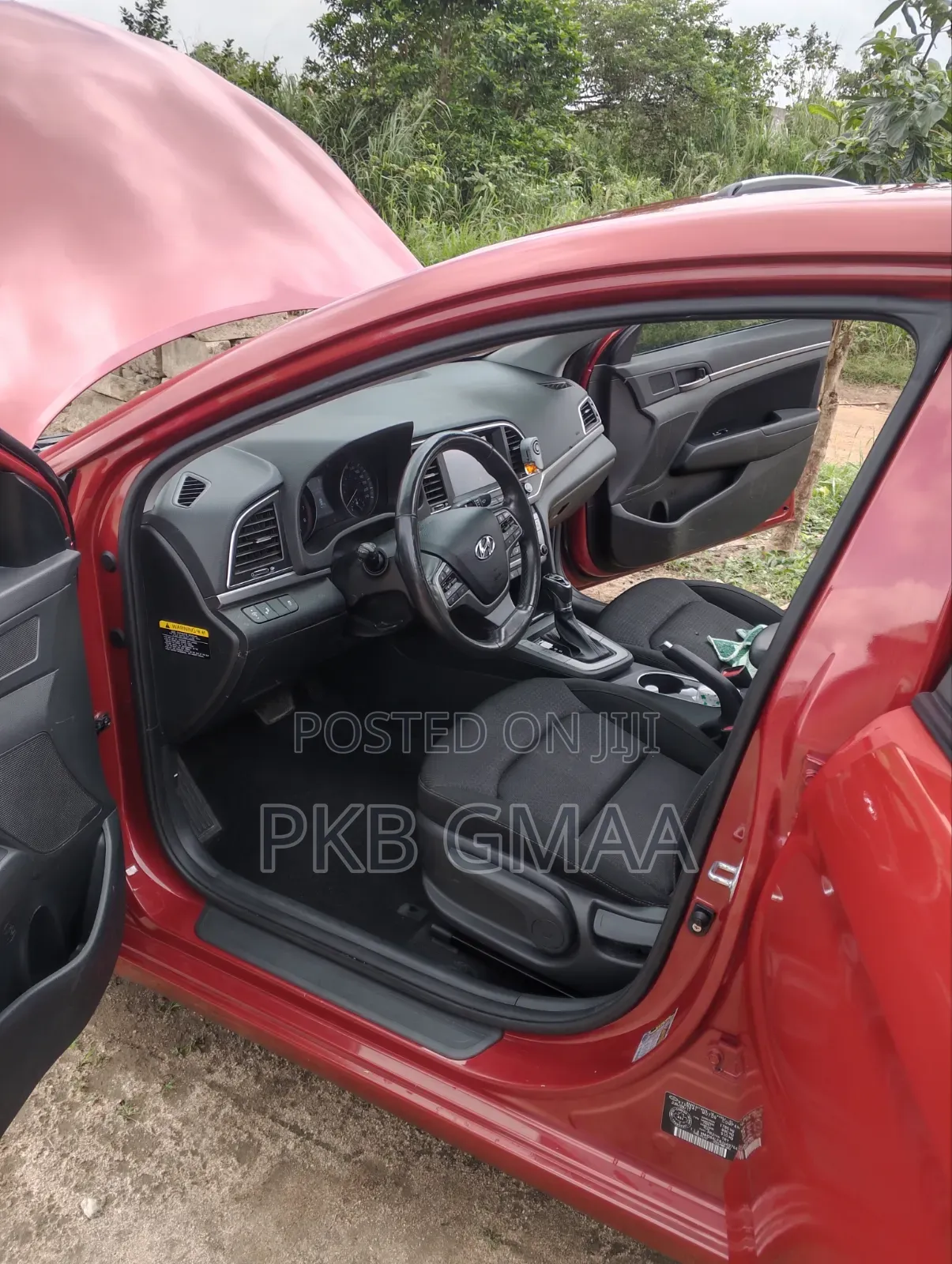 Hyundai Elantra 2018 Red