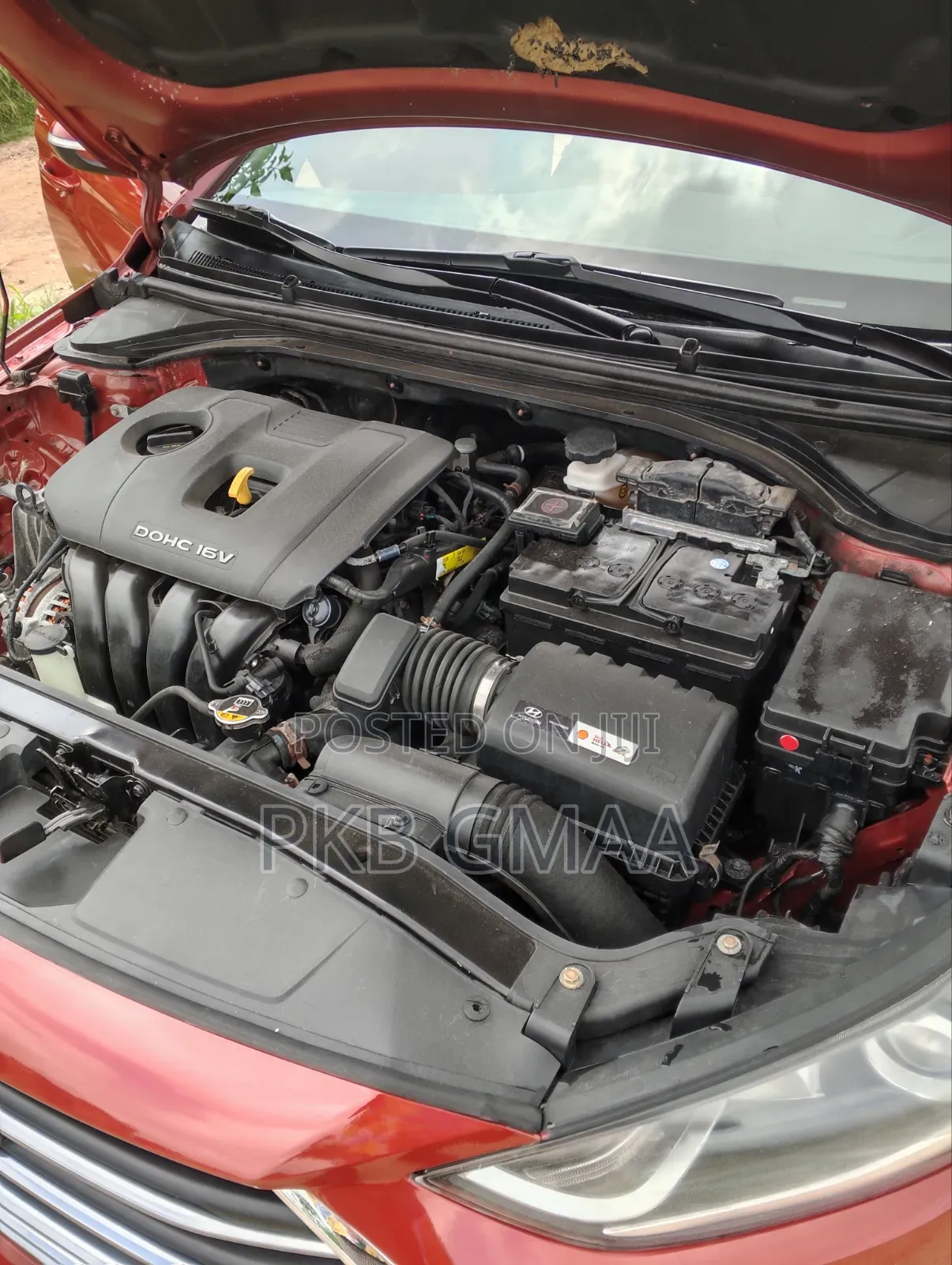Hyundai Elantra 2018 Red
