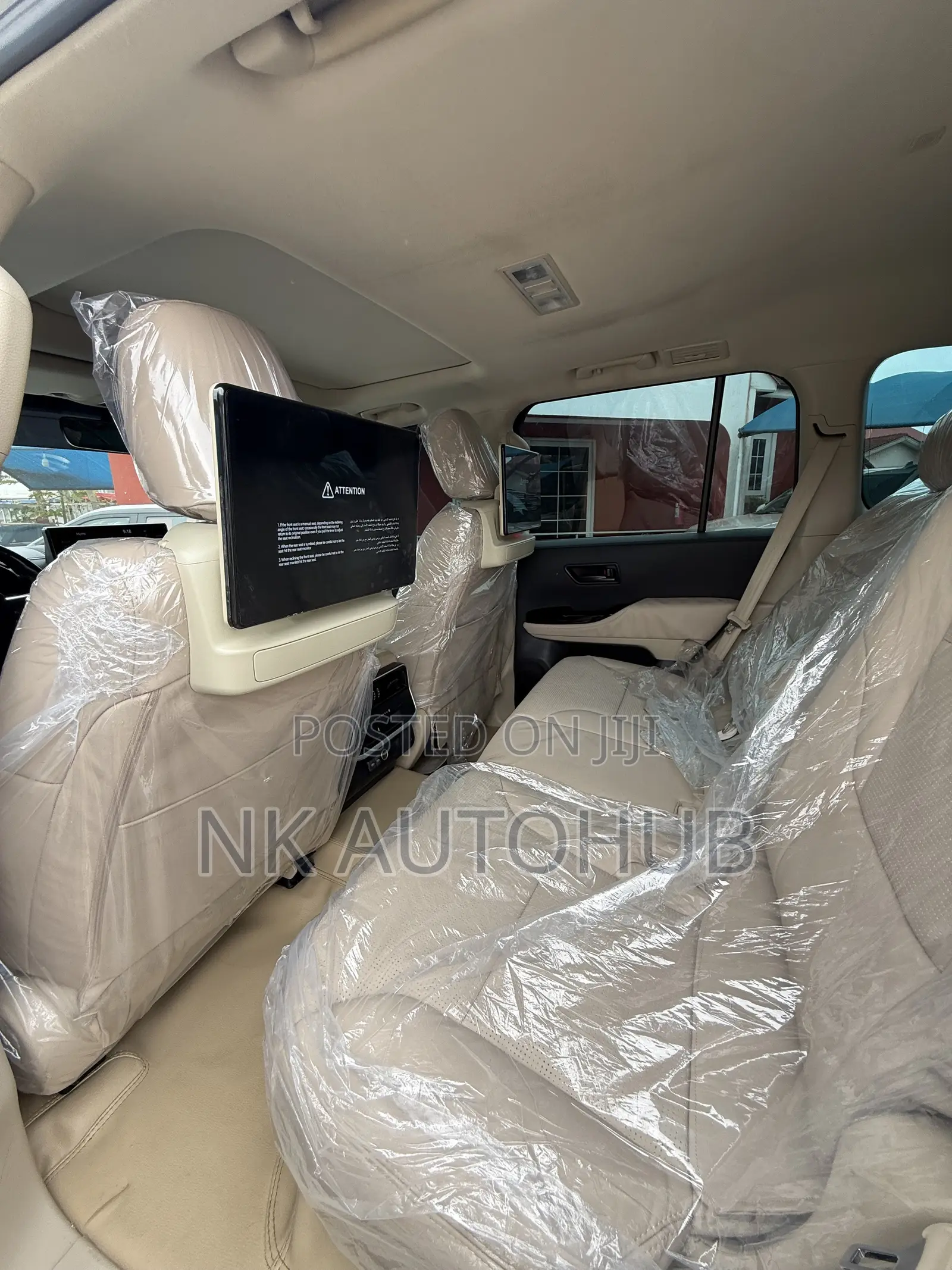 Toyota Land Cruiser 2024 White