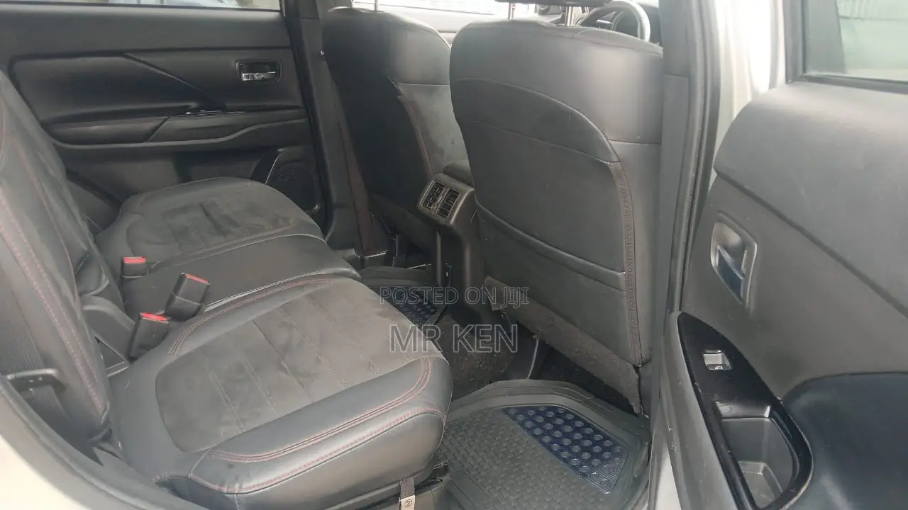 Mitsubishi Outlander SE S-AWC 2020 Silver