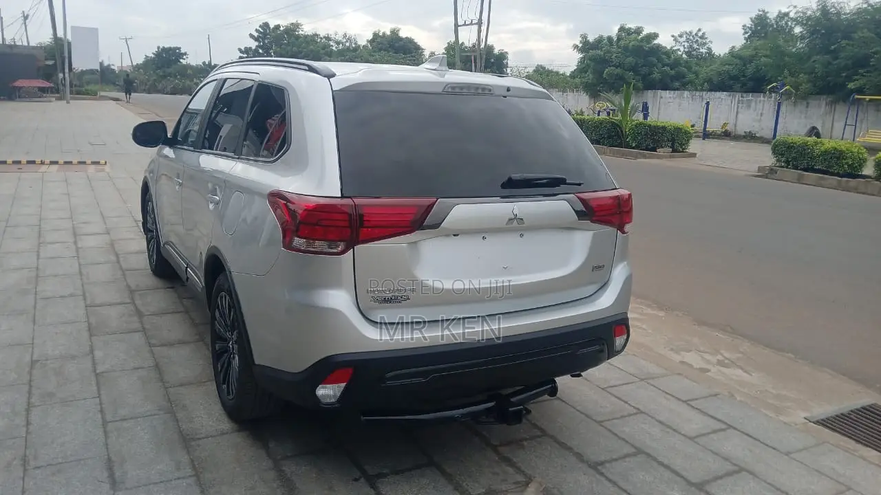 Mitsubishi Outlander SE S-AWC 2020 Silver