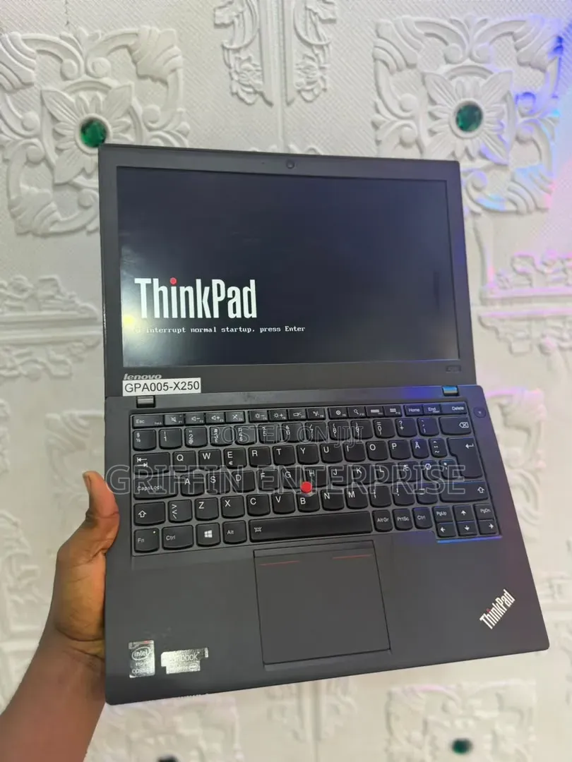 Laptop Lenovo ThinkPad X250 8GB Intel Core i7 SSD 128GB