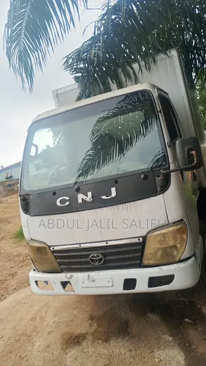 CNJ Container