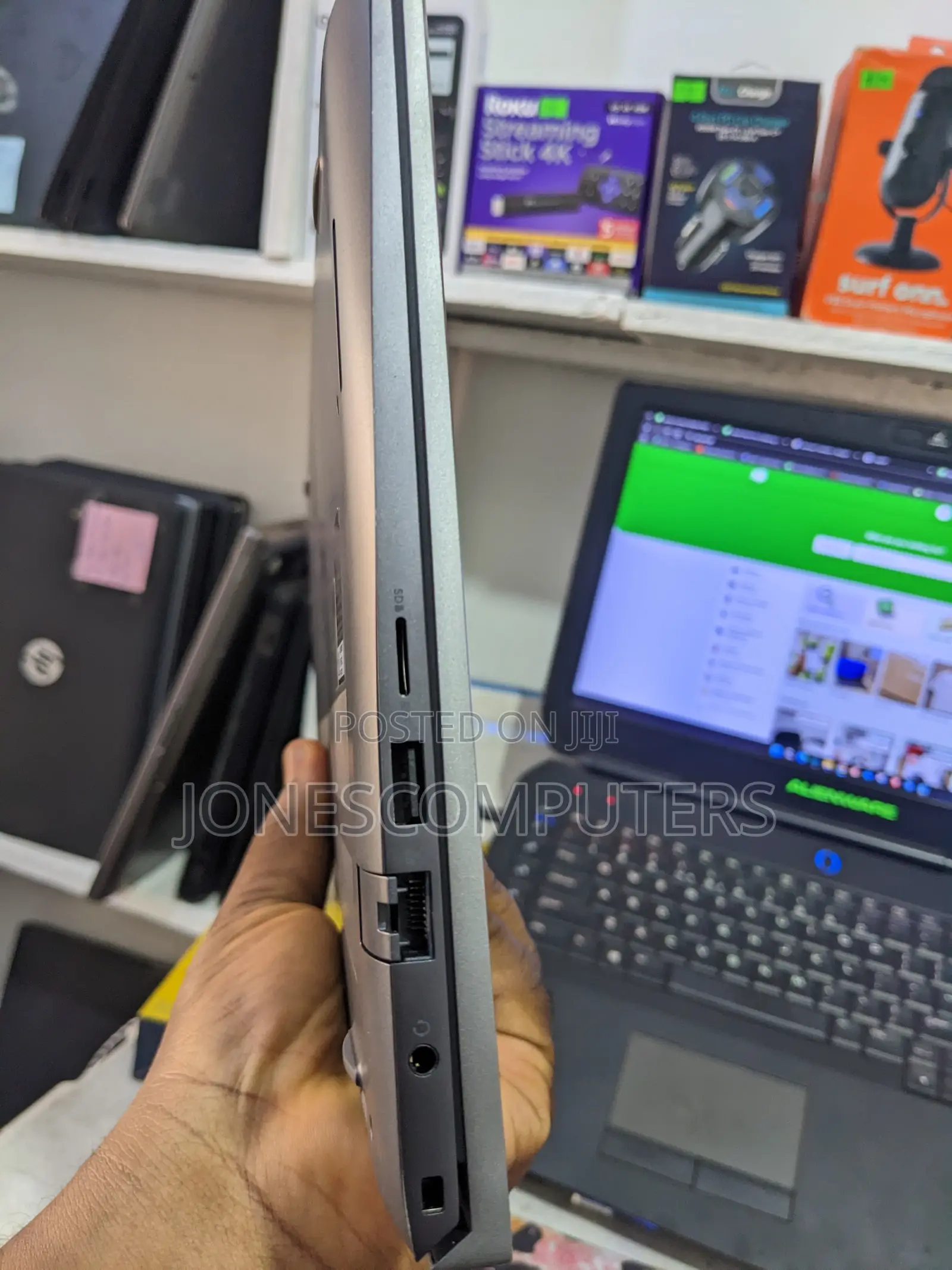 New Laptop Dell Vostro 1450 16GB Intel Core i7 SSD 512GB