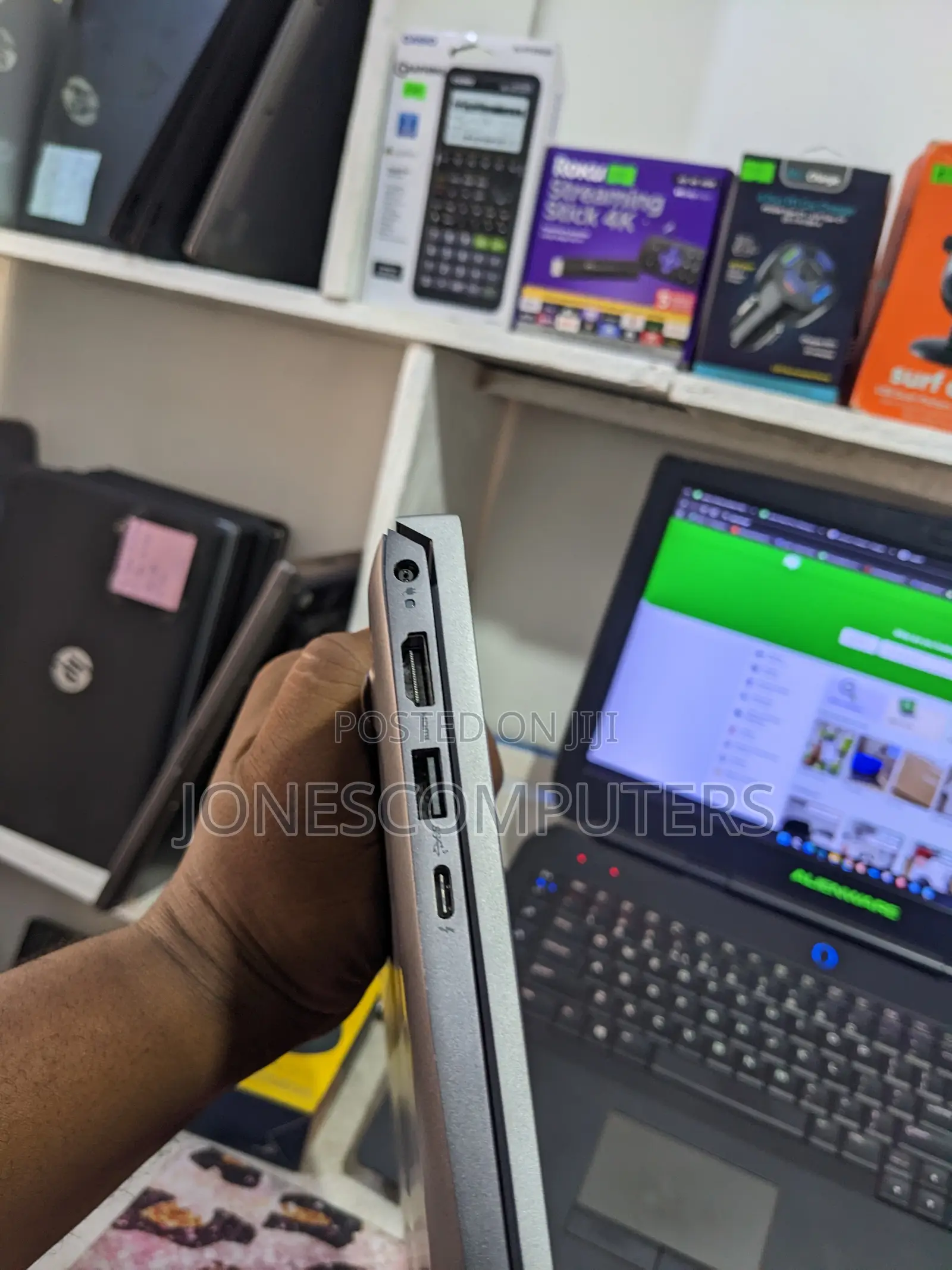 New Laptop Dell Vostro 1450 16GB Intel Core i7 SSD 512GB